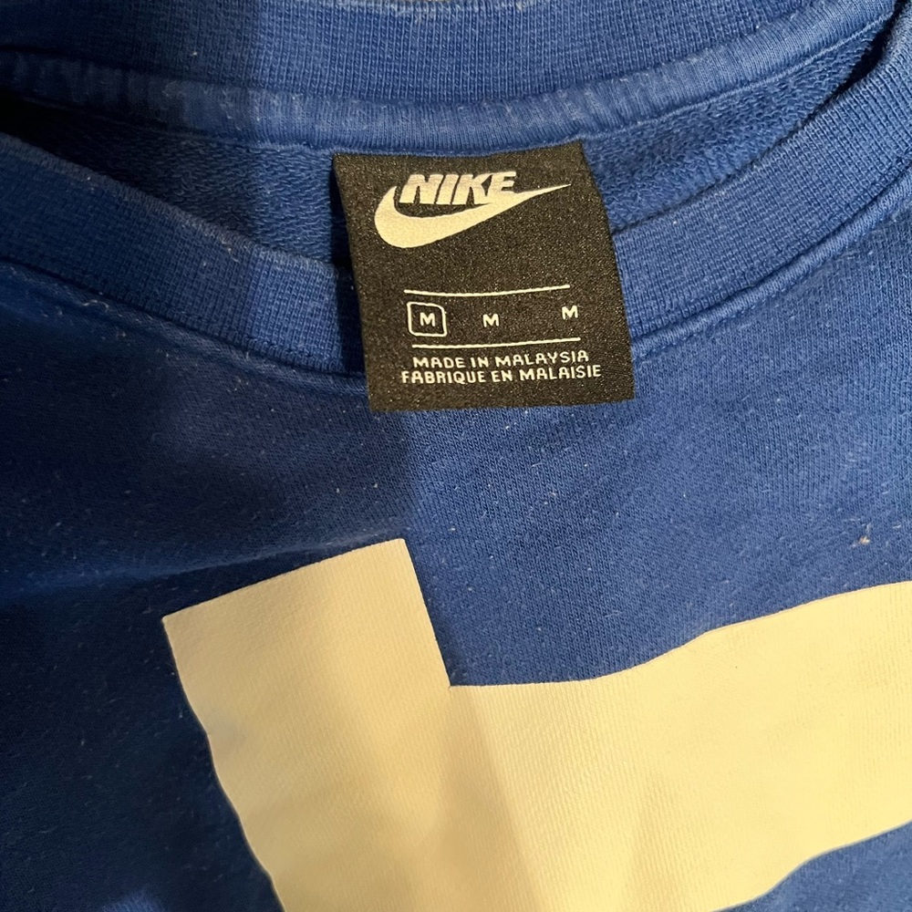 Nike Sweatshirt - Picture 3 of 3